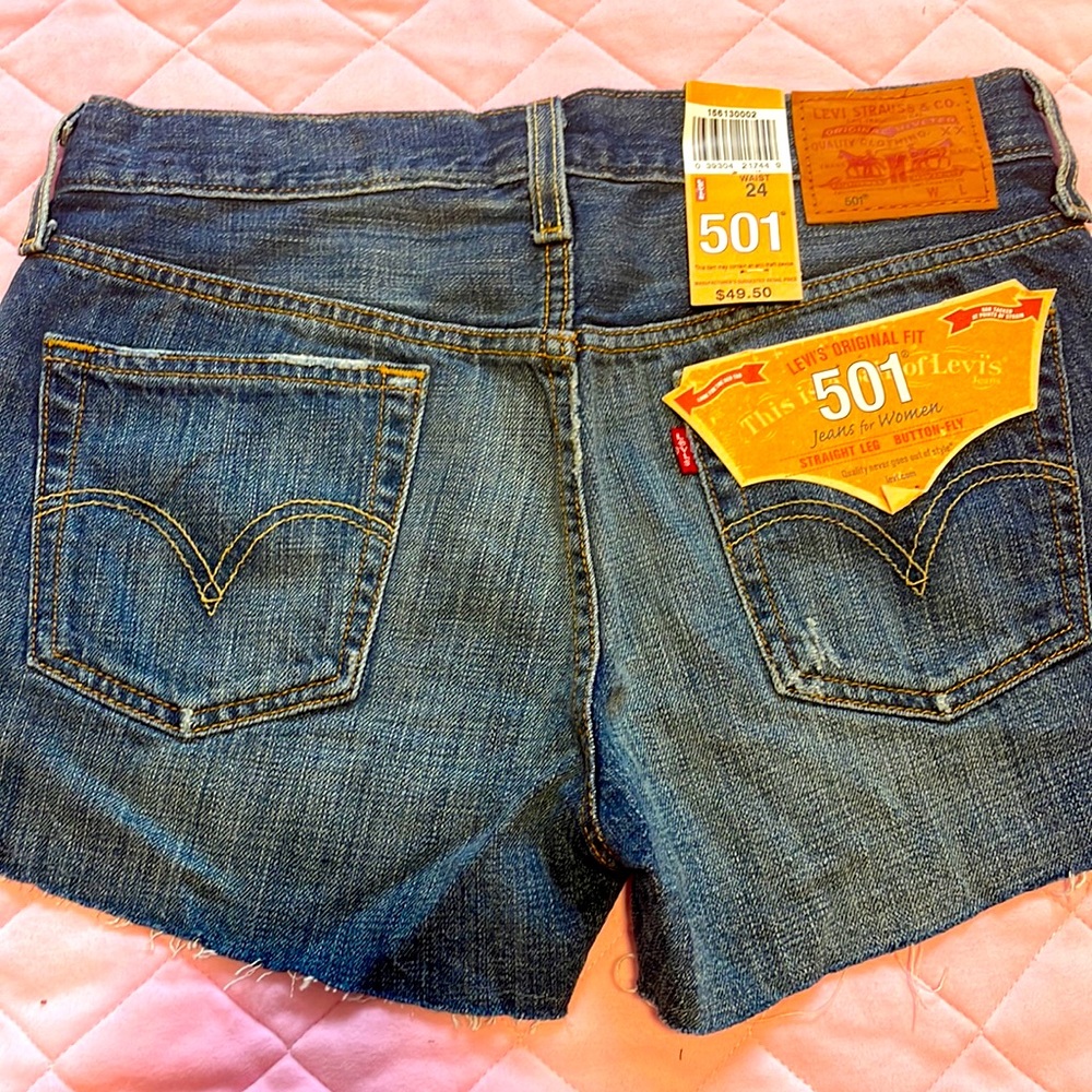 Levis jeans short with tag original 501